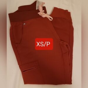Used figs jogger scrub pants, XS/P Auburn